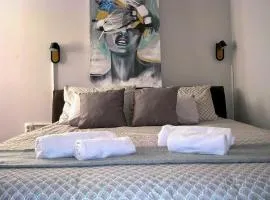 89 rooms