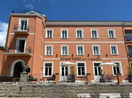 Grand H&ocirc;tel de la Scala, h&ocirc;tel avec piscine &agrave; Calacuccia