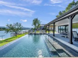 River Oaks Luxury Lakeshore Concierge Services Available