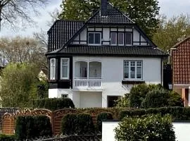 Wohnung in stilvoller Villa