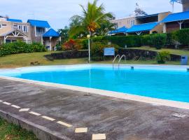 Furnished Townhouse - Grand Baie, hotel u gradu Grand Baie