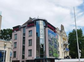 Family Hotel Opera - former City Mark hotel
