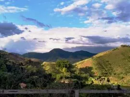 Chalé com vista para montanha na CERVEJARIA JYBÁ