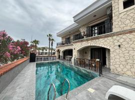 Yalcinkaya Tas Apart, hotel v destinácii Çeşme
