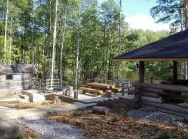 Comfy Cabin Retreat for 8 with Hot Tub & Sauna