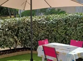 AGREABLE REZ DE JARDIN AVEC TERRASSE PROCHE PLAGE