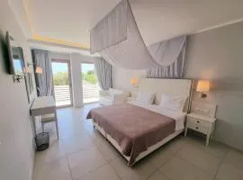 Enjoy Lichnos Bay Village, Camping, Hotel and Apartments
