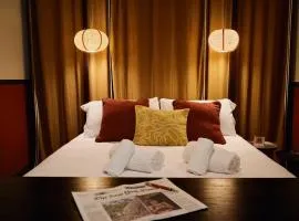 Maison Luxury Pantheon