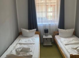 Apartment mit eine große Terasse Nähe Hannover-Messe, hotel a Sarstedt