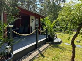 Bungalow-Jessern Ferienhaus im Grünen mit Seeblick, vila v destinaci Jessern