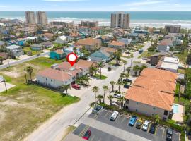 1st Floor 2 Bed 2 Bath Condo w Pool By Beach, hotell i South Padre Island