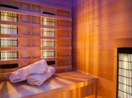 5Sterne Ferienwohnung im Fachwerk mit Bergblick in Alleinlage und großem Garten, Infrarotkabine