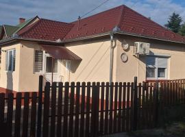 Móricz Vendégház, жилье для отдыха в городе Шарошпатак