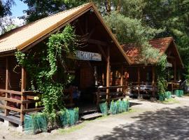 Ośrodek Azyl Mironice, hotel in Kłodawa