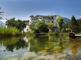 Familienparadies Sporthotel Achensee - FAMILIES ONLY، فندق في أخينكيرش