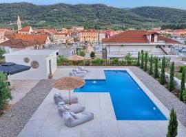 Hvar luxury Villa and pool with view in heart of Stari Grad, hotel em Stari Grad