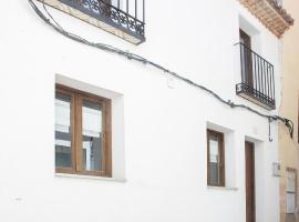 Casa Rural La Rosalia, hotel en Cogolludo