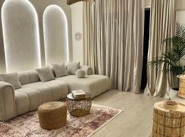 Lungomare Luxury Sea View Apartaments, готель у Вльорі