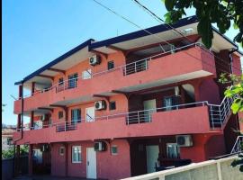 Blue wave apartments, hotell Sutomores