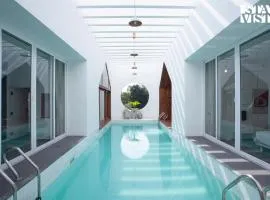 StayVista at Reflection by The Woods - Breakfast Included - Luxury Villa