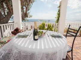 Mermaid Rock Cottage