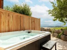 Luxus-Appartement mit Whirlpool und Sauna #531