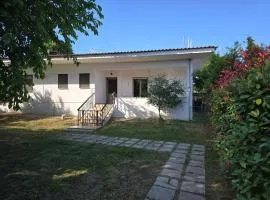 Haus mit Garten nähe Olymp & Strand, ruhige Lage