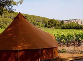 HolaCamp Sitges Fun, luxury tent in Sitges