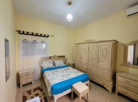 studio climatise pour vacance, seoska kuća u gradu Ḩammām al Ghazzāz