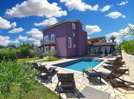 House 2019, hotel a Frata