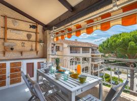 Apartment Les Faubourgs Saint Michel by Interhome, hotel en Sanary-sur-Mer