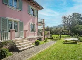 Apartment Appartamento Rosa by Interhome