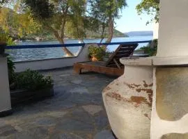 Amfithea Seaview apartment