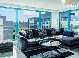 City Quay by CENTRAL SERVICED APARTMENTS - 2 Bedroom - City Quay Views - Walk Into the City Centre - Smart TVs in All Rooms - We are your Short Term Stay Specialists in Dundee - Get in touch to book your stay - CENTRAL SHORT LETS Dundee