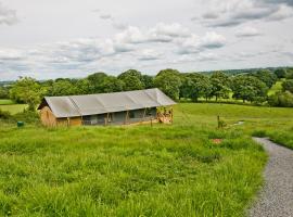 Darnells Farm Glamping, Hotel in Linton