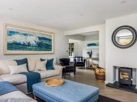 Modern Stylish Bosham Home - Pass The Keys