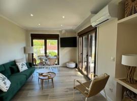 Vivienda junto a la playa de Loira, hotel di Seixo