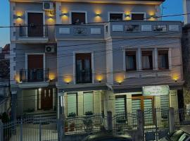 Guesthouse Sara & Esi, kuća za odmor ili apartman u gradu 'Korçë'