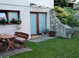 Fejesvölgy Stúdióapartman, hotel v destinaci Veszprém
