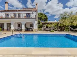 Villa Alicia by Interhome