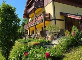 Villa Gold