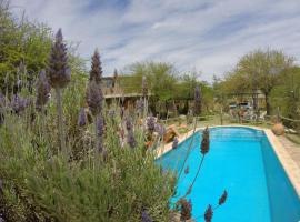 Cabañas de Montaña Rio Amarillo, מלון בצ'ילסיטו