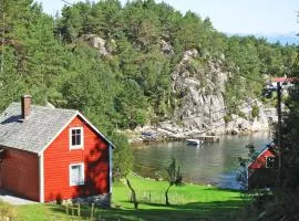 Holiday Home Laksevågen by Interhome