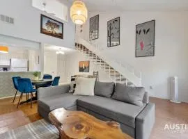 Waterfront Loft w Park View with Pool and Dock Access