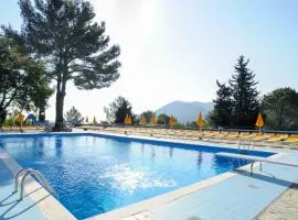 Holiday Home Mobilhome E - AEG403 by Interhome