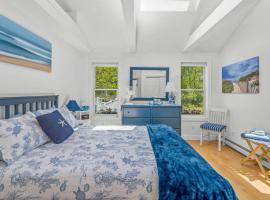 Bright and Cozy with Patio Grill and near the Beach and Golf, hotel di Brewster