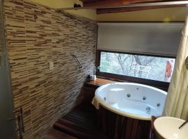 CABAÑAS KAMUY - Cabañas y Suites, hotel i Nono