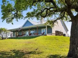 Enchanted Rockview House - 3 Bedroom-Firepit