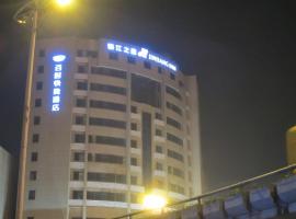 Jinjiang Inn Mianyang Technical Building Flyover, hotell i Mianyang