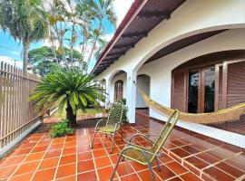 Casa para sua Família, espaçosa, Hotel in Foz do Iguaçu